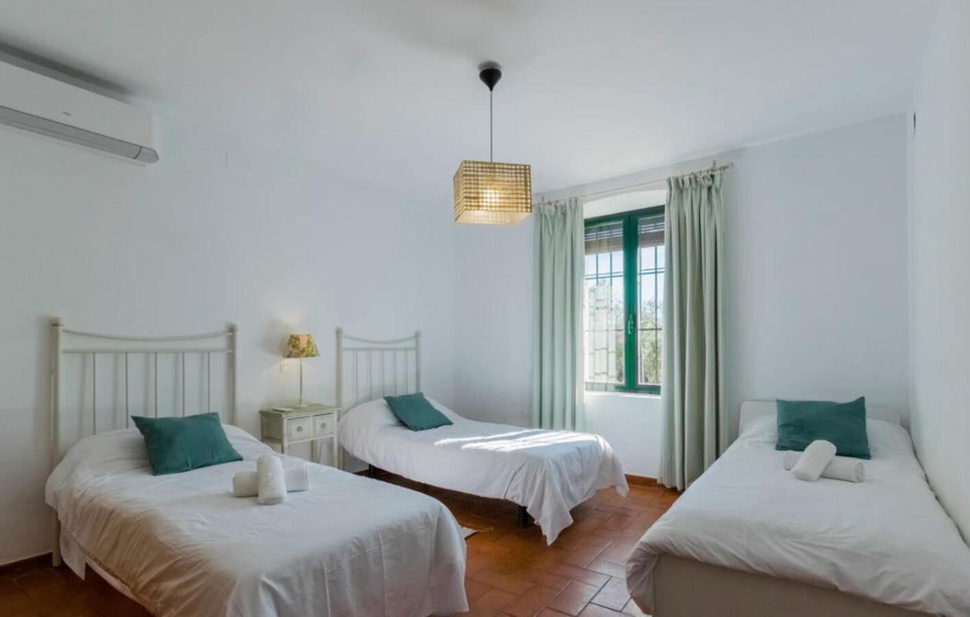 Villa Cortijo Mazuecos By Sharingco à Lora del Río Extérieur photo